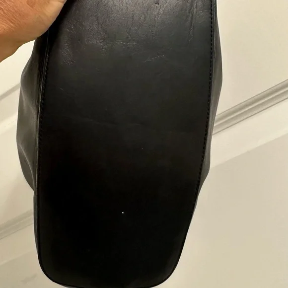 Gucci Vintage Leather Zip Hobo - Picture 5 of 9